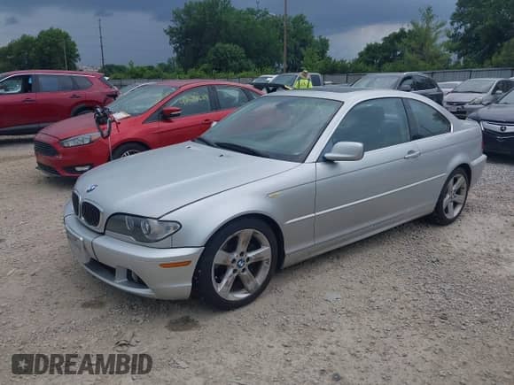 2006 BMW 3 Series 325Ci с VIN WBABD33486JY99882, выставлен на аукционе IAAI как лот 42682485 с пробегом 102 795 миль миль и . История ставок и продаж доступна на DreamBid. Изображение 2.