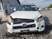 ✅ 2012 Toyota RAV4 Limited • VIN: JTMDK4DV8C5109046 • Лот: 82110585. Опубликован ранее на Copart с пробегом 188 501 миль. Бесплатный доступ к архиву аукционных продаж из США и подробный отчёт об истории автомобиля на DreamBid. Изображение 5.