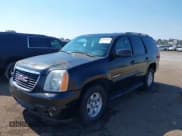 ✅ 2008 GMC Yukon SLT 4SB • VIN: 1GKFC13028R205897 • Lot: 42944022. Listed on IAAI with 253,089 mi. Free auction sales archive from the USA and detailed vehicle history report at DreamBid. Image 6.