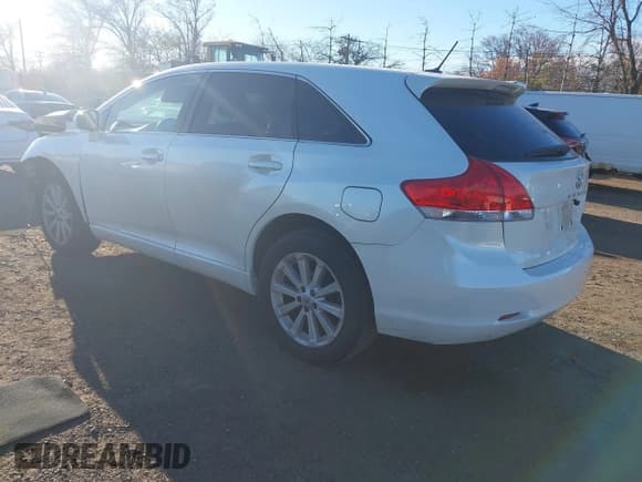 ✅ 2011 Toyota Venza • VIN: 4T3BA3BB0BU026067 • Lot: 43712376. Listed on IAAI with 94,459 mi. Free auction sales archive from the USA and detailed vehicle history report at DreamBid. Image 3.