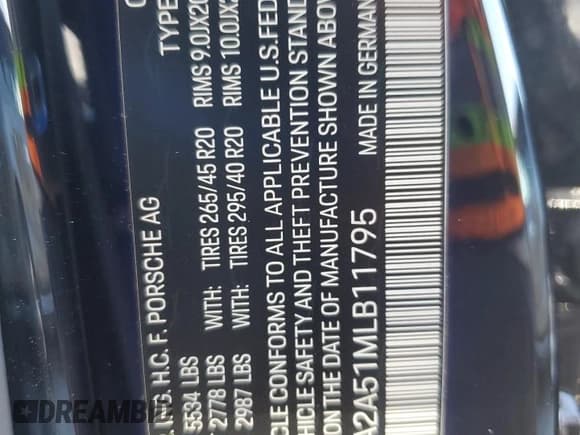 ✅ 2021 Porsche Macan • VIN: WP1AA2A51MLB11795 • Lot: 82455955. Listed on Copart with 21,957 mi. Free auction sales archive from the USA and detailed vehicle history report at DreamBid. Image 13.