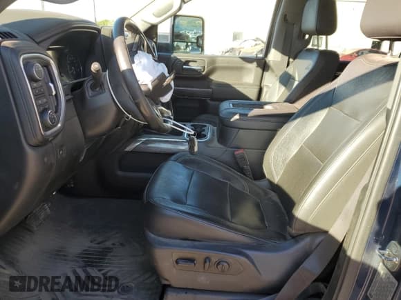 ✅ 2020 Chevrolet Silverado 2500HD LTZ • VIN: 1GC4YPEY7LF170956 • Lot: 81095075. Listed on Copart with Not provided. Free auction sales archive from the USA and detailed vehicle history report at DreamBid. Image 7.