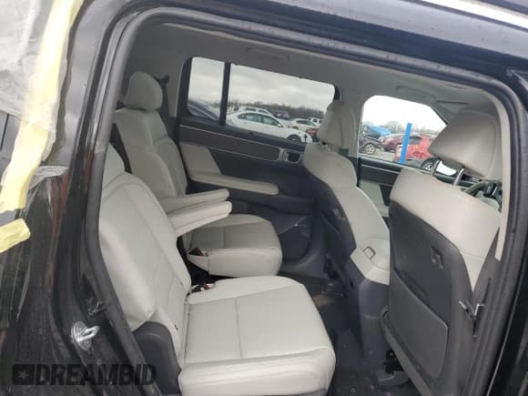 ✅ 2024 Hyundai Santa Fe Calligraphy • VIN: 5NMP54GL7RH067683 • Lot: 47748415. Listed on Copart with 11,667 mi. Free auction sales archive from the USA and detailed vehicle history report at DreamBid. Image 11.