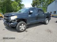 ✅ 2017 Toyota Tundra Platinum • VIN: 5TFAW5F13HX603902 • Lot: 67443435. Wystawiony na Copart z przebiegiem 209 606 mil. Bezpłatny archiwum sprzedaży aukcyjnych z USA i szczegółowy raport historii pojazdu na DreamBid. Zdjęcie 1.