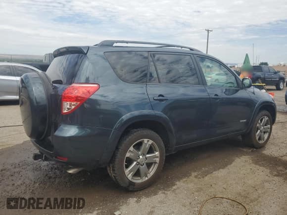 ✅ 2008 Toyota RAV4 Sport • VIN: JTMZK32V985017602 • Lot: 64810285. Listed on Copart with 189,547 mi. Free auction sales archive from the USA and detailed vehicle history report at DreamBid. Image 3.
