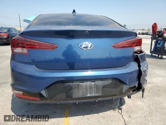 2020 Hyundai Elantra SEL с VIN 5NPD84LF6LH561618, выставлен на аукционе Copart как лот 68222465 с пробегом 120 110 миль миль и Списание • Salvage title. История ставок и продаж доступна на DreamBid. Изображение 6.