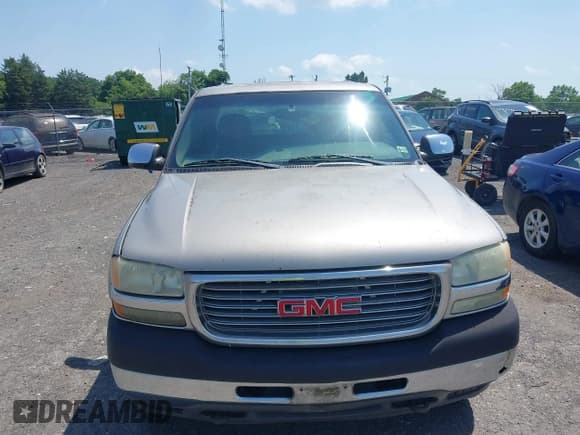 ✅ 2002 GMC Sierra 2500HD SLE • VIN: 1GTHK23112F233463 • Lot: 42576849. Wystawiony na IAAI z przebiegiem 391 992 mil. Bezpłatny archiwum sprzedaży aukcyjnych z USA i szczegółowy raport historii pojazdu na DreamBid. Zdjęcie 12.