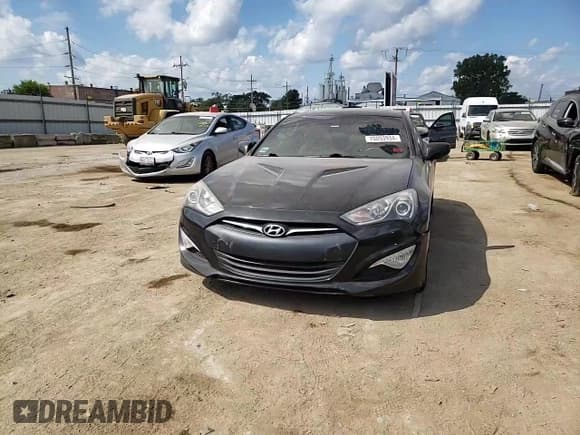 ✅ 2014 Hyundai Genesis Coupe Premium • VIN: KMHHT6KD7EU119821 • Lot: 70093934. Wystawiony na Copart z przebiegiem 87 288 mil. Bezpłatny archiwum sprzedaży aukcyjnych z USA i szczegółowy raport historii pojazdu na DreamBid. Zdjęcie 11.