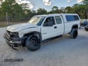 ✅ 2006 Chevrolet Silverado 2500HD Work Truck • VIN: 1GCHK29U06E267732 • Лот: 94176845. Опубликован ранее на Copart с пробегом 263 404 миль. Бесплатный доступ к архиву аукционных продаж из США и подробный отчёт об истории автомобиля на DreamBid. Изображение 1.