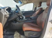 ✅ 2017 Ford Edge Titanium • VIN: 2FMPK4K84HBB92192 • Лот: 69828955. Опубликован ранее на Copart с пробегом 56 212 миль. Бесплатный доступ к архиву аукционных продаж из США и подробный отчёт об истории автомобиля на DreamBid. Изображение 7.