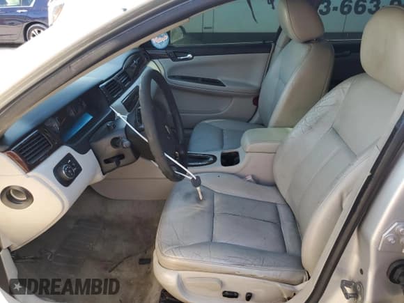 ✅ 2016 Chevrolet Impala LTZ • VIN: 2G1WC5E32G1104482 • Лот: 65205794. Опубликован ранее на Copart с пробегом 102 188 миль. Бесплатный доступ к архиву аукционных продаж из США и подробный отчёт об истории автомобиля на DreamBid. Изображение 7.