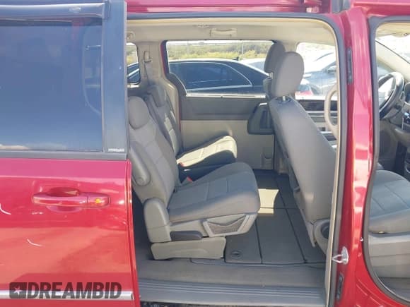 ✅ 2010 Dodge Grand Caravan SXT • VIN: 2D4RN5DXXAR181437 • Лот: 43432284. Опубликован ранее на IAAI с пробегом 168 809 миль. Бесплатный доступ к архиву аукционных продаж из США и подробный отчёт об истории автомобиля на DreamBid. Изображение 8.