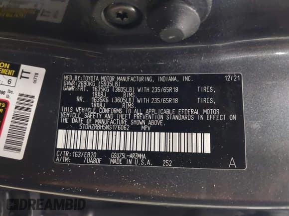 ✅ 2022 Toyota Highlander XLE • VIN: 5TDHZRBH5NS176062 • Lot: 43460226. Listed on IAAI with 25,732 mi. Free auction sales archive from the USA and detailed vehicle history report at DreamBid. Image 9.