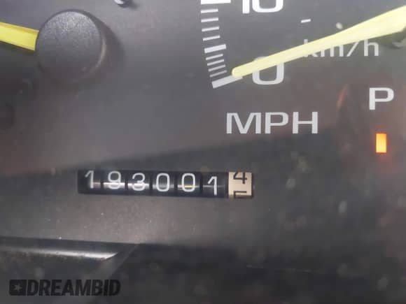 1995 Chevrolet Silverado 1500 z VIN 1GCEK19KXSE149077, wystawiony jako IAAI lot #43593632 z przebiegiem 193 001 mil mil oraz . Historia ofert i sprzedaży dostępna na DreamBid. Obrazek 12.