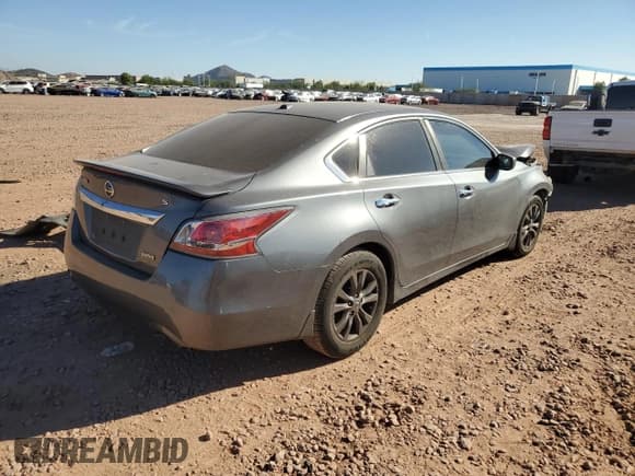 ✅ 2015 Nissan Altima S • VIN: 1N4AL3AP2FN891080 • Лот: 93069215. Опубликован ранее на Copart с пробегом Не указан. Бесплатный доступ к архиву аукционных продаж из США и подробный отчёт об истории автомобиля на DreamBid. Изображение 3.