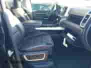 2022 Ram 1500 Laramie с VIN 1C6RREJT8NN190134, выставлен на аукционе IAAI как лот 41811489 с пробегом 63 984 миль миль и . История ставок и продаж доступна на DreamBid. Изображение 5.