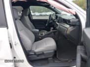 ✅ 2024 Toyota Tacoma SR5 • VIN: 3TYLB5JN6RT007094 • Lot: 43304161. Wystawiony na IAAI z przebiegiem 16 824 mil. Bezpłatny archiwum sprzedaży aukcyjnych z USA i szczegółowy raport historii pojazdu na DreamBid. Zdjęcie 5.