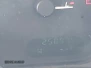 ✅ 2002 Ford Explorer XLT • VIN: 1FMZU73E32ZB38721 • Lot: 43713035. Wystawiony na IAAI z przebiegiem 258 974 mil. Bezpłatny archiwum sprzedaży aukcyjnych z USA i szczegółowy raport historii pojazdu na DreamBid. Zdjęcie 7.