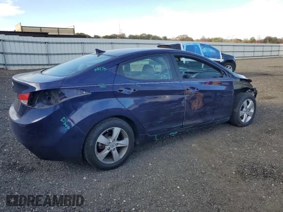 ✅ 2013 Hyundai Elantra Limited • VIN: 5NPDH4AE1DH269774 • Lot: 89862705. Listed on Copart with 92,662 mi. Free auction sales archive from the USA and detailed vehicle history report at DreamBid. Image 3.