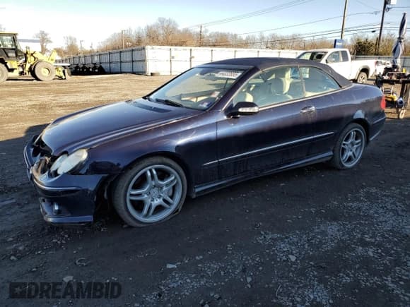 ✅ 2009 Mercedes-Benz CLK 550 • VIN: WDBTK72F89T102254 • Lot: 44022655. Wystawiony na Copart z przebiegiem 45 338 mil. Bezpłatny archiwum sprzedaży aukcyjnych z USA i szczegółowy raport historii pojazdu na DreamBid. Zdjęcie 1.