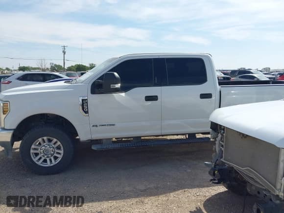 ✅ 2019 Ford F-250 XL • VIN: 1FT7W2BT2KEC24778 • Lot: 42391739. Listed on IAAI with 113,397 mi. Free auction sales archive from the USA and detailed vehicle history report at DreamBid. Image 14.
