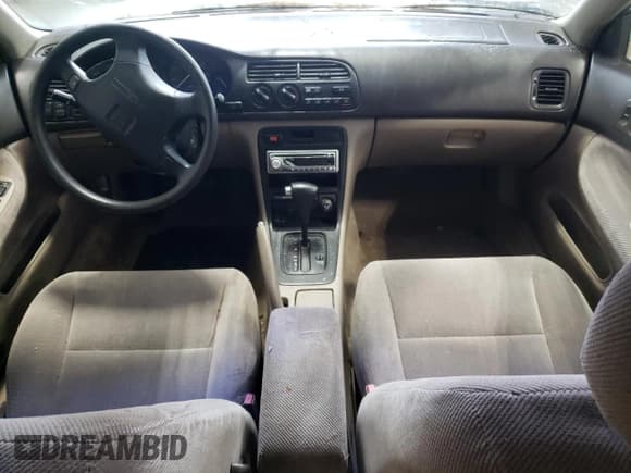 ✅ 1995 Honda Accord EX • VIN: 1HGCE1897SA010756 • Lot: 65445975. Listed on Copart with 54,064 mi. Free auction sales archive from the USA and detailed vehicle history report at DreamBid. Image 8.
