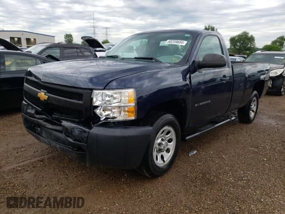 ✅ 2012 Chevrolet Silverado 1500 Work Truck • VIN: 1GCNCPEXXCZ132615 • Лот: 60259684. Опубликован ранее на Copart с пробегом 48 164 миль. Бесплатный доступ к архиву аукционных продаж из США и подробный отчёт об истории автомобиля на DreamBid. Изображение 1.