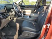 ✅ 2025 Kia Carnival LXS • VIN: KNDNB5K39S6462092 • Lot: 64713465. Wystawiony na Copart z przebiegiem 8 460 mil. Bezpłatny archiwum sprzedaży aukcyjnych z USA i szczegółowy raport historii pojazdu na DreamBid. Zdjęcie 7.