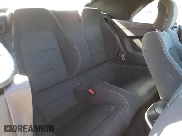 ✅ 2017 Ford Mustang V6 • VIN: 1FATP8EM8H5271878 • Lot: 50373315. Listed on Copart with 47,406 mi. Free auction sales archive from the USA and detailed vehicle history report at DreamBid. Image 10.