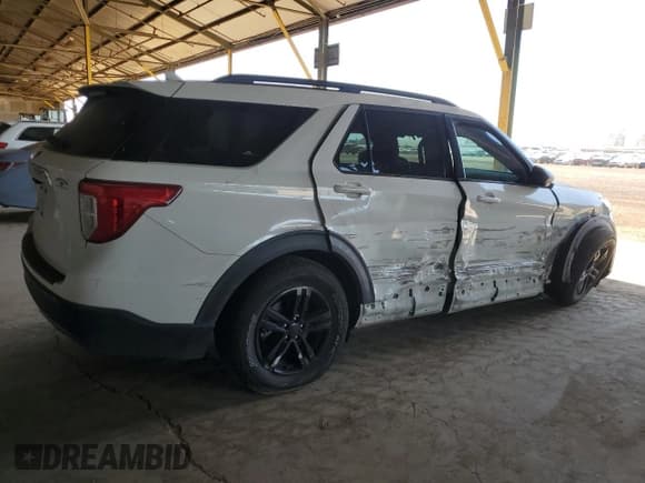 ✅ 2022 Ford Explorer XLT • VIN: 1FMSK7DHXNGC02432 • Lot: 58365625. Wystawiony na Copart z przebiegiem 63 738 mil. Bezpłatny archiwum sprzedaży aukcyjnych z USA i szczegółowy raport historii pojazdu na DreamBid. Zdjęcie 3.