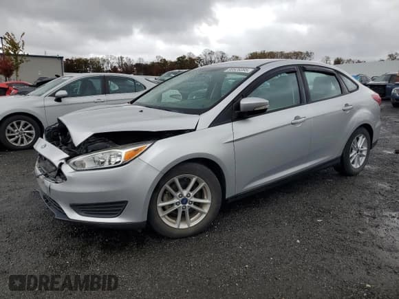 ✅ 2016 Ford Focus SE • VIN: 1FADP3F2XGL318004 • Lot: 90526395. Listed on Copart with 34,105 mi. Free auction sales archive from the USA and detailed vehicle history report at DreamBid. Image 1.