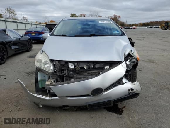 ✅ 2015 Toyota Prius Four • VIN: JTDKN3DU6F1934546 • Лот: 90740535. Опубликован ранее на Copart с пробегом 172 170 миль. Бесплатный доступ к архиву аукционных продаж из США и подробный отчёт об истории автомобиля на DreamBid. Изображение 5.