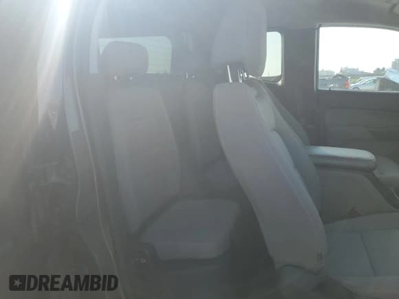 ✅ 2016 GMC Canyon 2WD SLE • VIN: 1GTH5CE31G1372590 • Лот: 52030875. Опубликован ранее на Copart с пробегом 41 106 миль. Бесплатный доступ к архиву аукционных продаж из США и подробный отчёт об истории автомобиля на DreamBid. Изображение 10.