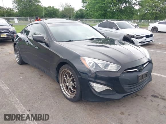 ✅ 2014 Hyundai Genesis Coupe Premium • VIN: KMHHT6KDXEU116203 • Lot: 42708363. Wystawiony na IAAI z przebiegiem 74 099 mil. Bezpłatny archiwum sprzedaży aukcyjnych z USA i szczegółowy raport historii pojazdu na DreamBid. Zdjęcie 1.