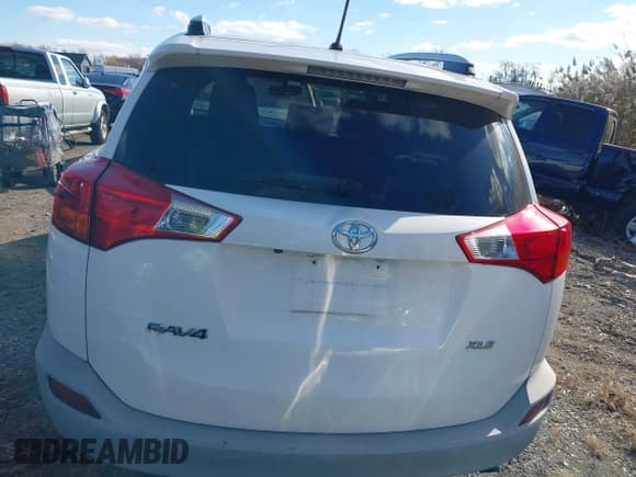 ✅ 2013 Toyota RAV4 XLE • VIN: JTMRFREV7D5026554 • Lot: 43815776. Wystawiony na IAAI z przebiegiem 122 535 mil. Bezpłatny archiwum sprzedaży aukcyjnych z USA i szczegółowy raport historii pojazdu na DreamBid. Zdjęcie 16.