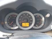 ✅ 2012 Toyota RAV4 • VIN: 2T3ZF4DV3CW112794 • Lot: 43774165. Wystawiony na IAAI z przebiegiem 156 743 mil. Bezpłatny archiwum sprzedaży aukcyjnych z USA i szczegółowy raport historii pojazdu na DreamBid. Zdjęcie 7.