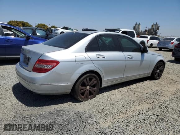 ✅ 2008 Mercedes-Benz C 300 Sport • VIN: WDDGF54X98F065106 • Lot: 61669995. Listed on Copart with 197,374 mi. Free auction sales archive from the USA and detailed vehicle history report at DreamBid. Image 3.