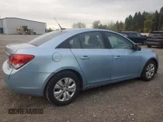 2012 Chevrolet Cruze LS z VIN 1G1PC5SHXC7146433, wystawiony jako Copart lot #86862845 z przebiegiem 173 777 mil mil oraz Czysty tytuł • Clean title. Historia ofert i sprzedaży dostępna na DreamBid. Obrazek 3.
