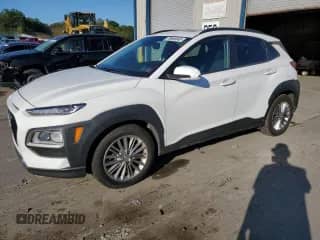 2021 Hyundai Kona SEL Plus z VIN KM8K6CAA6MU723085, wystawiony jako Copart lot #70669345 z przebiegiem 39 549 mil mil oraz Szkoda całkowita • Salvage title. Historia ofert i sprzedaży dostępna na DreamBid. Obrazek 1.