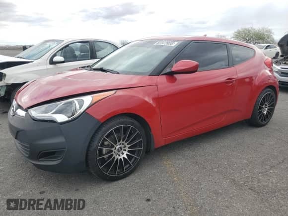 2013 Hyundai Veloster w/Black Int с VIN KMHTC6AD3DU172901, выставлен на аукционе Copart как лот 82373925 с пробегом 91 126 миль миль и Списание • Salvage title. История ставок и продаж доступна на DreamBid. Изображение 1.