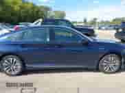 2018 Honda Accord EX-L z VIN 1HGCV3F52JA003319, wystawiony jako IAAI lot #43196824 z przebiegiem 69 603 mil mil oraz . Historia ofert i sprzedaży dostępna na DreamBid. Obrazek 13.