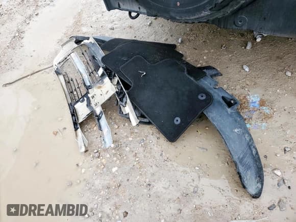 ✅ 2022 Ford Bronco • VIN: 1FMDE5DH1NLB77321 • Лот: 51923395. Опубликован ранее на Copart с пробегом 27 016 миль. Бесплатный доступ к архиву аукционных продаж из США и подробный отчёт об истории автомобиля на DreamBid. Изображение 15.