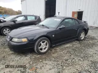 ✅ 2004 Ford Mustang Standard • VIN: 1FAFP40654F232717 • Lot: 90425755. Wystawiony na Copart z przebiegiem 173 096 mil. Bezpłatny archiwum sprzedaży aukcyjnych z USA i szczegółowy raport historii pojazdu na DreamBid. Zdjęcie 1.