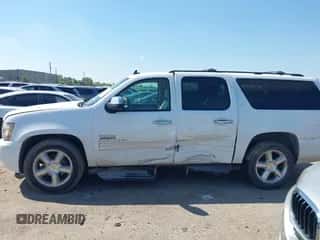 2011 Chevrolet Suburban LT z VIN 1GNSCJE02BR187519, wystawiony jako IAAI lot #43136755 z przebiegiem 203 141 mil mil oraz . Historia ofert i sprzedaży dostępna na DreamBid. Obrazek 6.