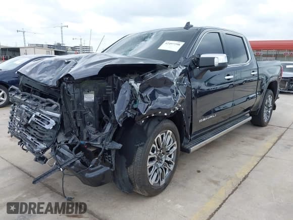 ✅ 2023 GMC Sierra 1500 Denali Ultimate • VIN: 1GTUUHEL6PZ295182 • Лот: 42497298. Опубликован ранее на IAAI с пробегом 18 401 миль. Бесплатный доступ к архиву аукционных продаж из США и подробный отчёт об истории автомобиля на DreamBid. Изображение 2.
