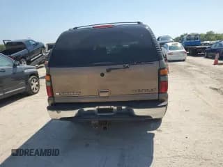 ✅ 2004 Chevrolet Suburban LT • VIN: 1GNFK16Z24J115142 • Lot: 69387964. Wystawiony na Copart z przebiegiem 168 501 mil. Bezpłatny archiwum sprzedaży aukcyjnych z USA i szczegółowy raport historii pojazdu na DreamBid. Zdjęcie 6.