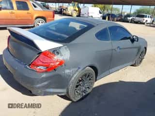 2005 Hyundai Tiburon GS z VIN KMHHM65D65U157713, wystawiony jako IAAI lot #42039826 z przebiegiem 184 368 mil mil oraz . Historia ofert i sprzedaży dostępna na DreamBid. Obrazek 4.