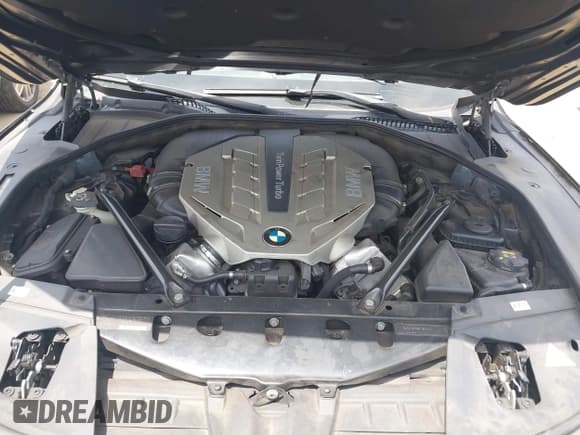 ✅ 2011 BMW 7 Series 750Li • VIN: WBAKB8C56BCY65806 • Лот: 42283560. Опубликован ранее на IAAI с пробегом 100 893 миль. Бесплатный доступ к архиву аукционных продаж из США и подробный отчёт об истории автомобиля на DreamBid. Изображение 10.