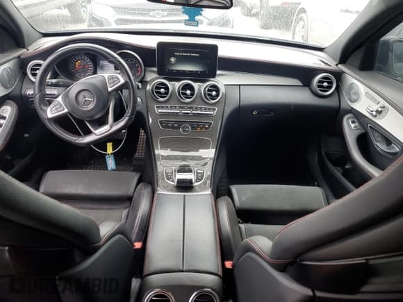 ✅ 2017 Mercedes-Benz C 43 AMG • VIN: 55SWF6EB6HU192204 • Lot: 48478805. Wystawiony na Copart z przebiegiem 83 487 mil. Bezpłatny archiwum sprzedaży aukcyjnych z USA i szczegółowy raport historii pojazdu na DreamBid. Zdjęcie 8.