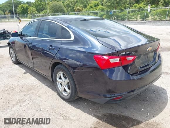 ✅ 2016 Chevrolet Malibu LS • VIN: 1G1ZB5ST5GF299992 • Lot: 42483906. Listed on IAAI with 178,699 mi. Free auction sales archive from the USA and detailed vehicle history report at DreamBid. Image 3.